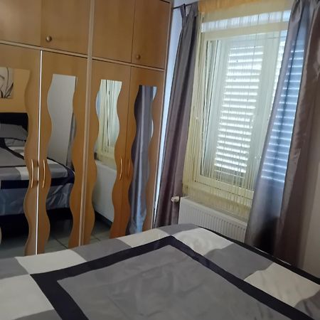 Apatmani Peternel Διαμέρισμα Vir Εξωτερικό φωτογραφία